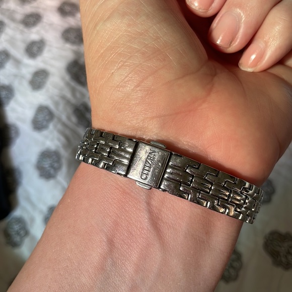 Citizen Eco Drive Watch - Picture 7 of 8